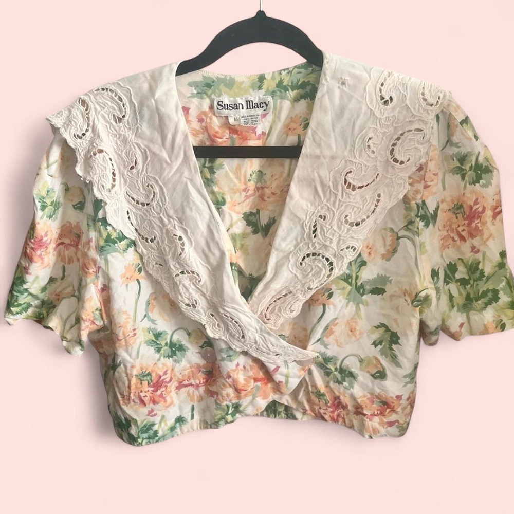 ‘80s Floral Lace Trim Blouse